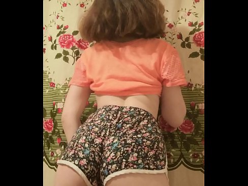 ❤️ Jeune fille sexy se déshabillant devant la caméra. ☑ Vidéo de baise at fr.oblogcki.ru ❤